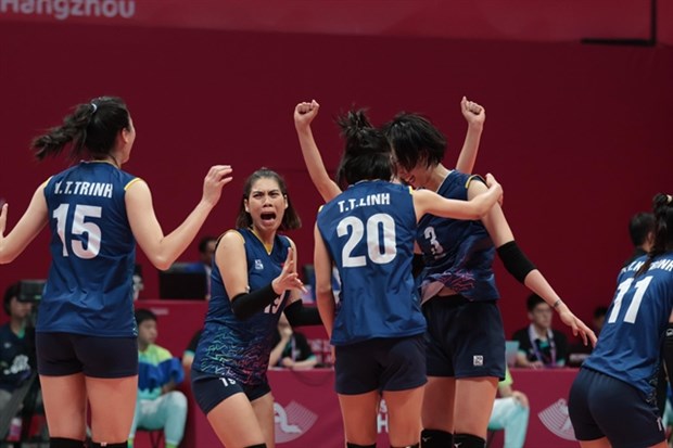 Vietnamese women’s volleyball team advances to quarter-finals of ASIAD 19 hinh anh 1