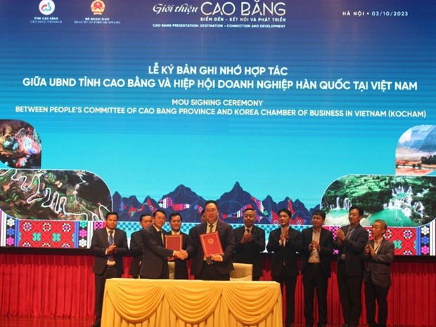 Conference promotes strength, potential of Cao Bang hinh anh 2