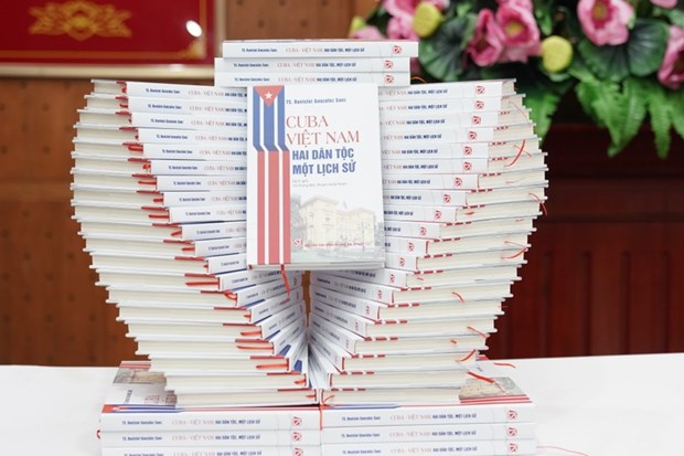 Book on Cuba-Vietnam relationship introduced hinh anh 1