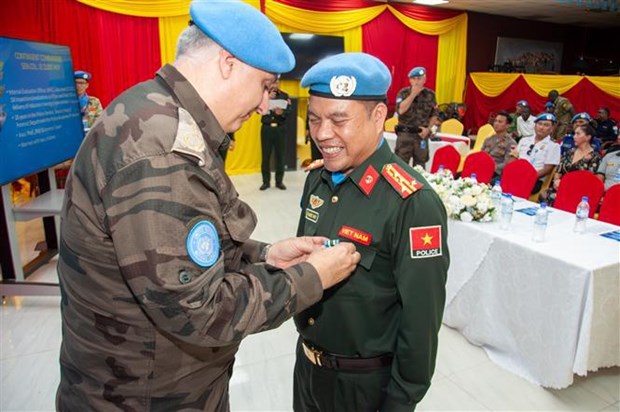 Vietnamese police officers honoured by UNMISS hinh anh 1