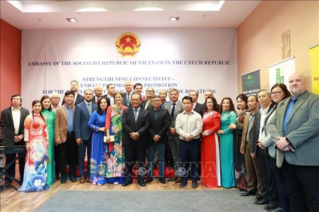 Vietnam propaguje produkty v České republice hinh anh 1