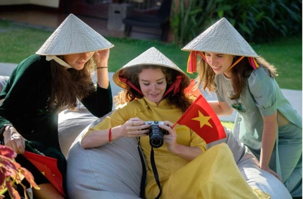 Vietnam’s second int’l photography festival kicks off in Binh Thuan hinh anh 1
