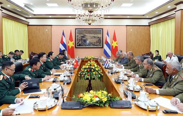 Vietnam, Cuba foster defence collaboration hinh anh 1