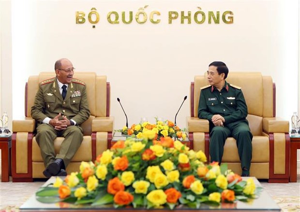 Vietnam, Cuba foster defence collaboration hinh anh 2