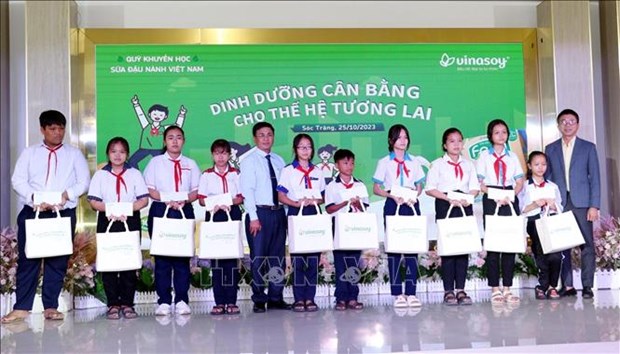 Programme helps improve nutrition for students in Soc Trang hinh anh 1
