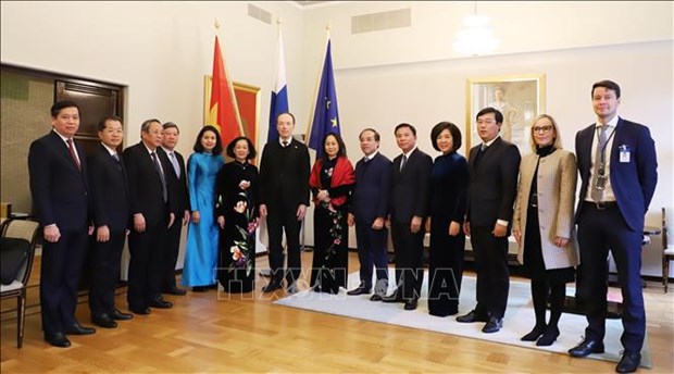 Party official’s visit seeks stronger cooperation with Finland hinh anh 1