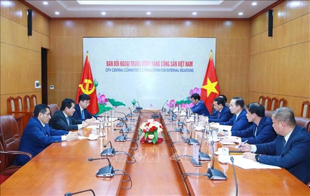 Communist Parties of Vietnam, Peru enhance cooperation efficiency hinh anh 2
