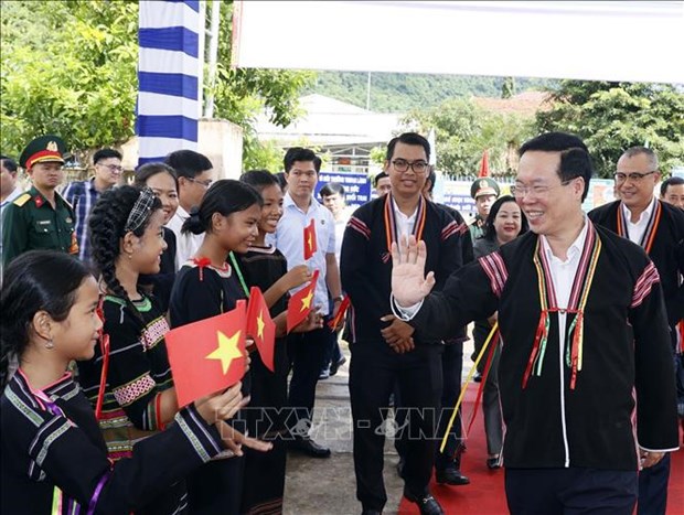 President joins great national unity festival in Phu Yen hinh anh 1