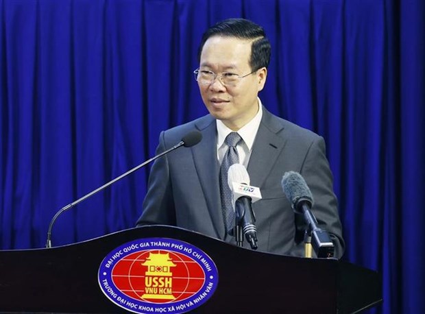 State leader looks to training reform, research in social sciences hinh anh 2