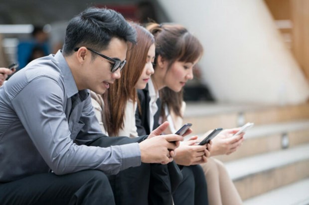 Thai people devoted to mobile: study hinh anh 1