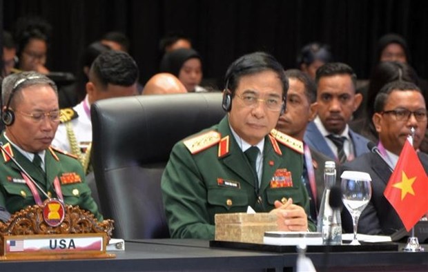 Disputes should be addressed through peaceful means: Defence Minister at ADMM+ hinh anh 1
