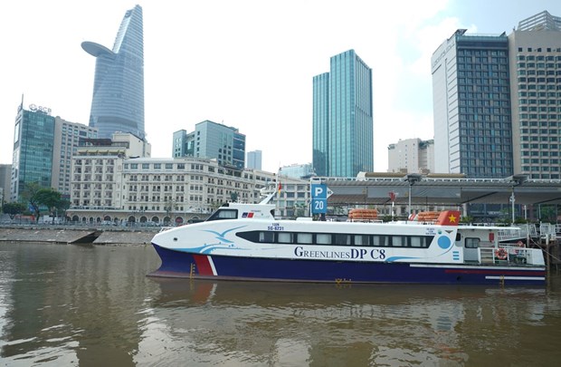 HCM City exploits waterway tourism potential hinh anh 1