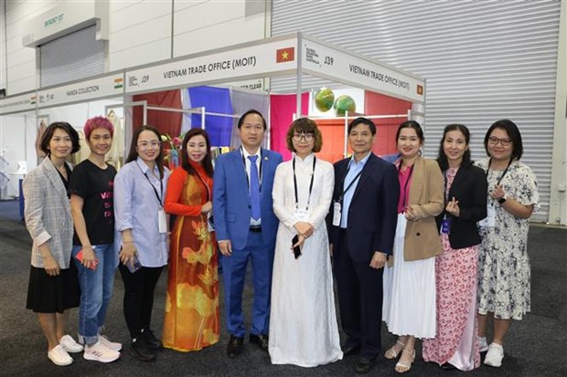 Vietnam's garment products introduced at Global Sourcing Expo Australia 2023 hinh anh 1