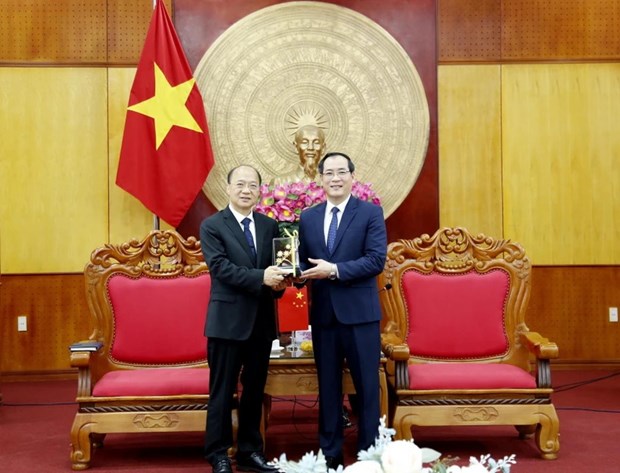 Vietnam, China push up cross-border trade hinh anh 1