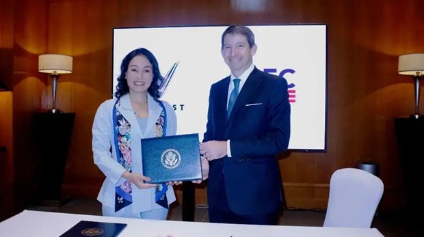 US DFC considers 500 million USD loan to VinFast hinh anh 1