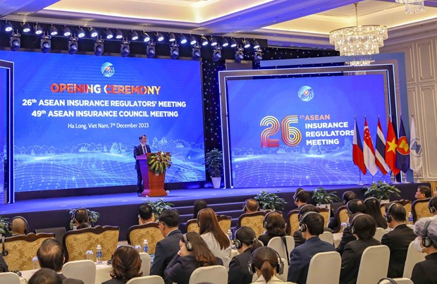 Quang Ninh hosts ASEAN insurance meetings hinh anh 1
