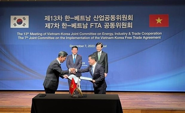 Vietnam, RoK foster cooperation in trade, industry, energy hinh anh 2