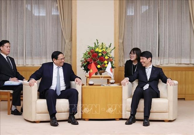 PM pays working trip to Japan’s Gunma prefecture hinh anh 1