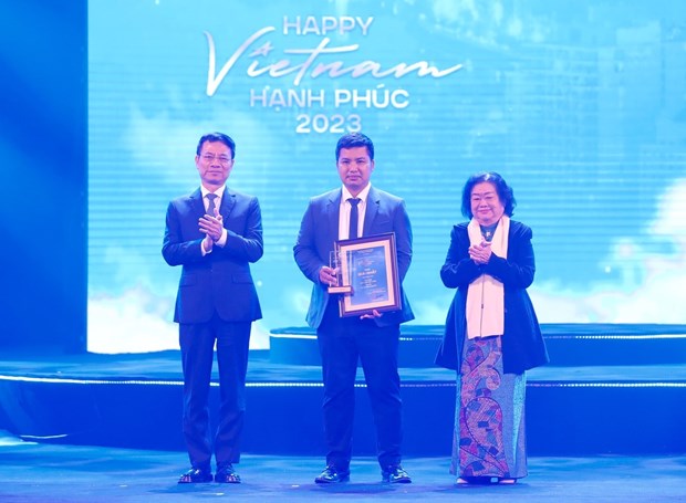 Winners of ‘Happy Vietnam’ photo, video contest awarded hinh anh 1