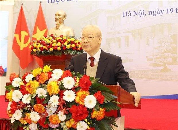 Staying persistent but flexible in diplomacy: Party chief hinh anh 1