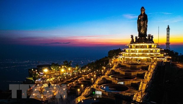 2024 expected to be good year for domestic tourism hinh anh 2