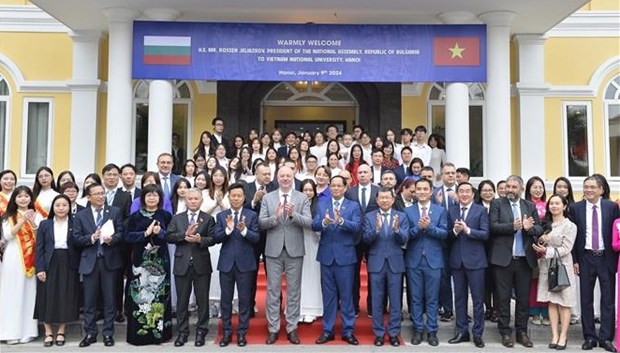 Bulgarian NA Speaker calls on young Vietnamese to seize chances to develop bilateral ties hinh anh 1
