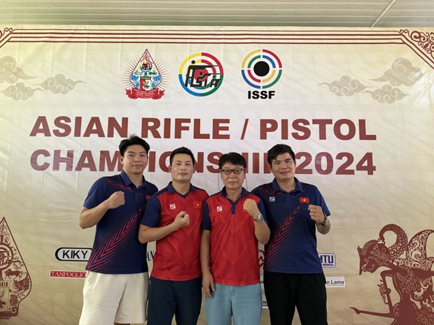 Vietnamese shooters bag silver at Asian Rifle/Pistol Championship 2024 hinh anh 1