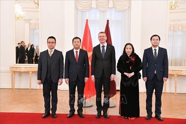 Latvia expects to fortify all-encompassing ties with Vietnam hinh anh 1