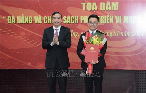 Da Nang establishes semiconductor and AI research centre hinh anh 1