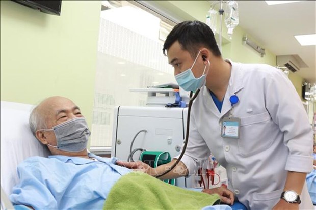 Health official warns of risk of COVID-19 spread during Tet hinh anh 1