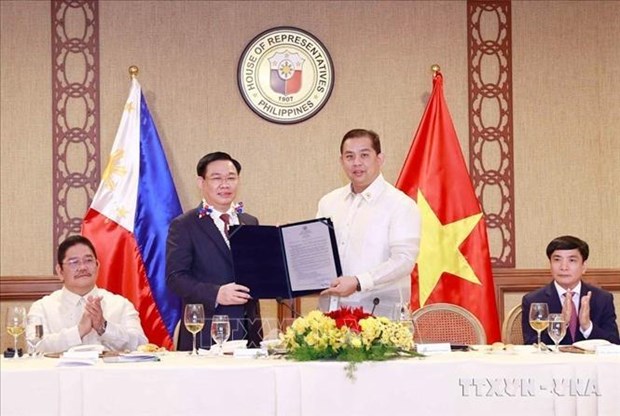 Philippine President’s Vietnam visit to give impulse to bilateral ties: Ambassador hinh anh 1