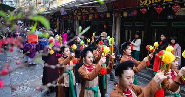Traditional Tet rituals take place in Hanoi Old Quarter hinh anh 1