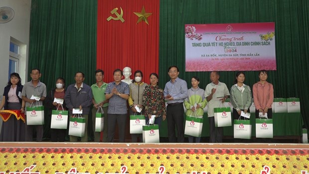 Dak Lak spends 128 billion VND to support the needy during Tet hinh anh 1
