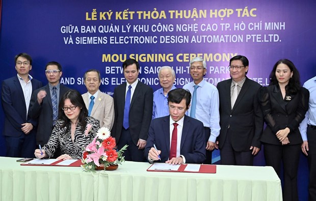 Saigon Hi-Tech Park, Siemens promote training in semiconductor industry hinh anh 1