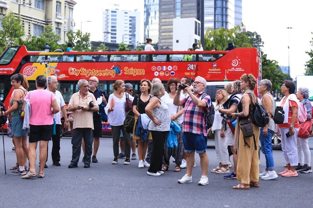 HCM City boosts tourism promotion to lure travelers hinh anh 1