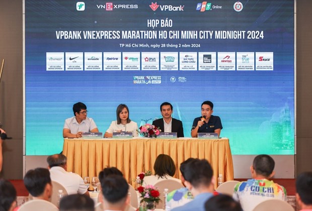VPBank VnExpress Marathon HCM City Midnight 2024 expected draw over 11,000 runners hinh anh 1