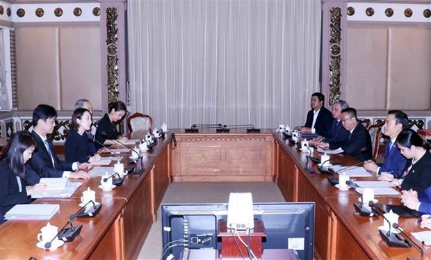 HCM City leader welcomes Japanese vice foreign minister hinh anh 2