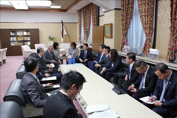 Vietnam, Japan promote financial cooperation hinh anh 1