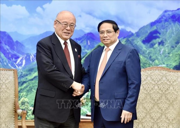 PM hosts Special Advisor to Japan-Vietnam Parliamentary Friendship Alliance hinh anh 1