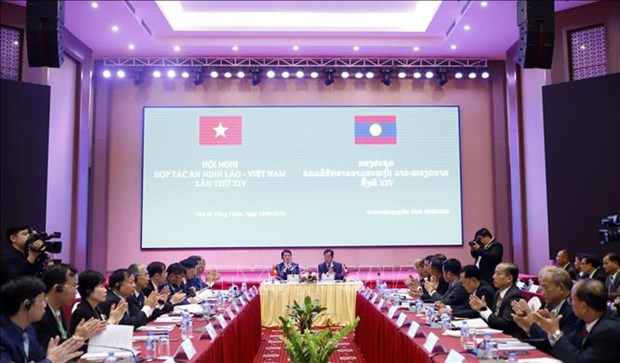 Vietnam, Laos foster security cooperation hinh anh 1