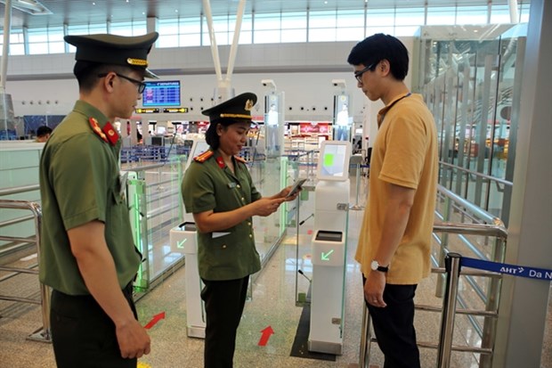 Over 200 foreigners denied entry into Vietnam in 2 months: CAAV hinh anh 1