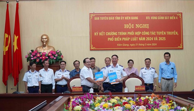 Kien Giang strengthens anti-IUU fishing communication campaigns hinh anh 1