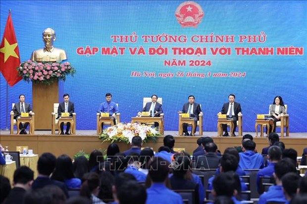 PM urges youth to pioneer in digital transformation hinh anh 2