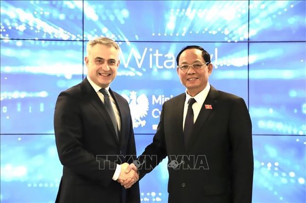 Vietnam-Poland relations developing well: NA Vice Chairman hinh anh 2