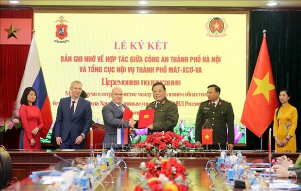 Hanoi, Moscow cooperate in transnational, high-tech crime prevention, control hinh anh 1