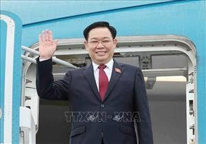 NA Chairman leaves Hanoi for China official visit hinh anh 1