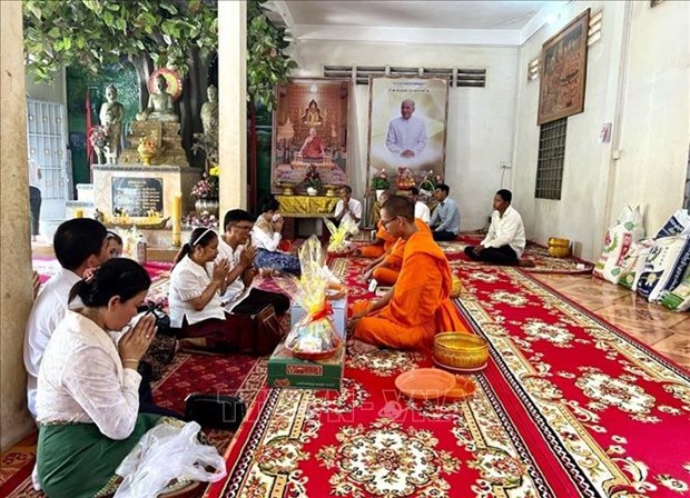Cambodia enjoys peaceful Chol Chnam Thmay hinh anh 1