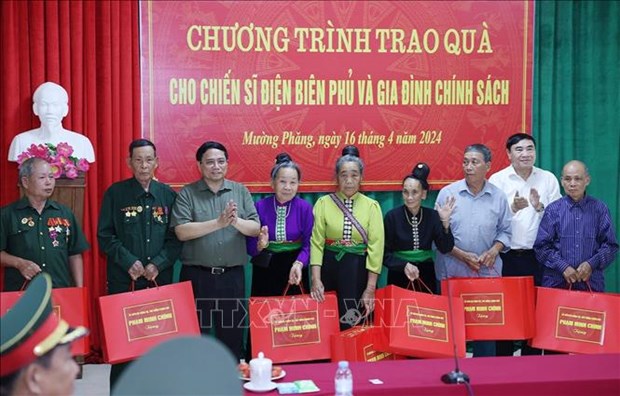 PM expresses gratitude to contributors to Dien Bien Phu Victory hinh anh 2