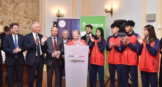 Vietnamese taekwondo athletes welcomed ahead of Olympic Games Paris hinh anh 1