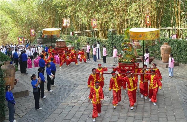 Activities held nationwide to commemorate Hung Kings hinh anh 1